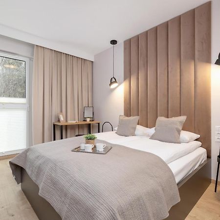 Bright Apartment In Krakow With Garden, Air Conditioning, Parking And Desk By Renters Prestige Zewnętrze zdjęcie