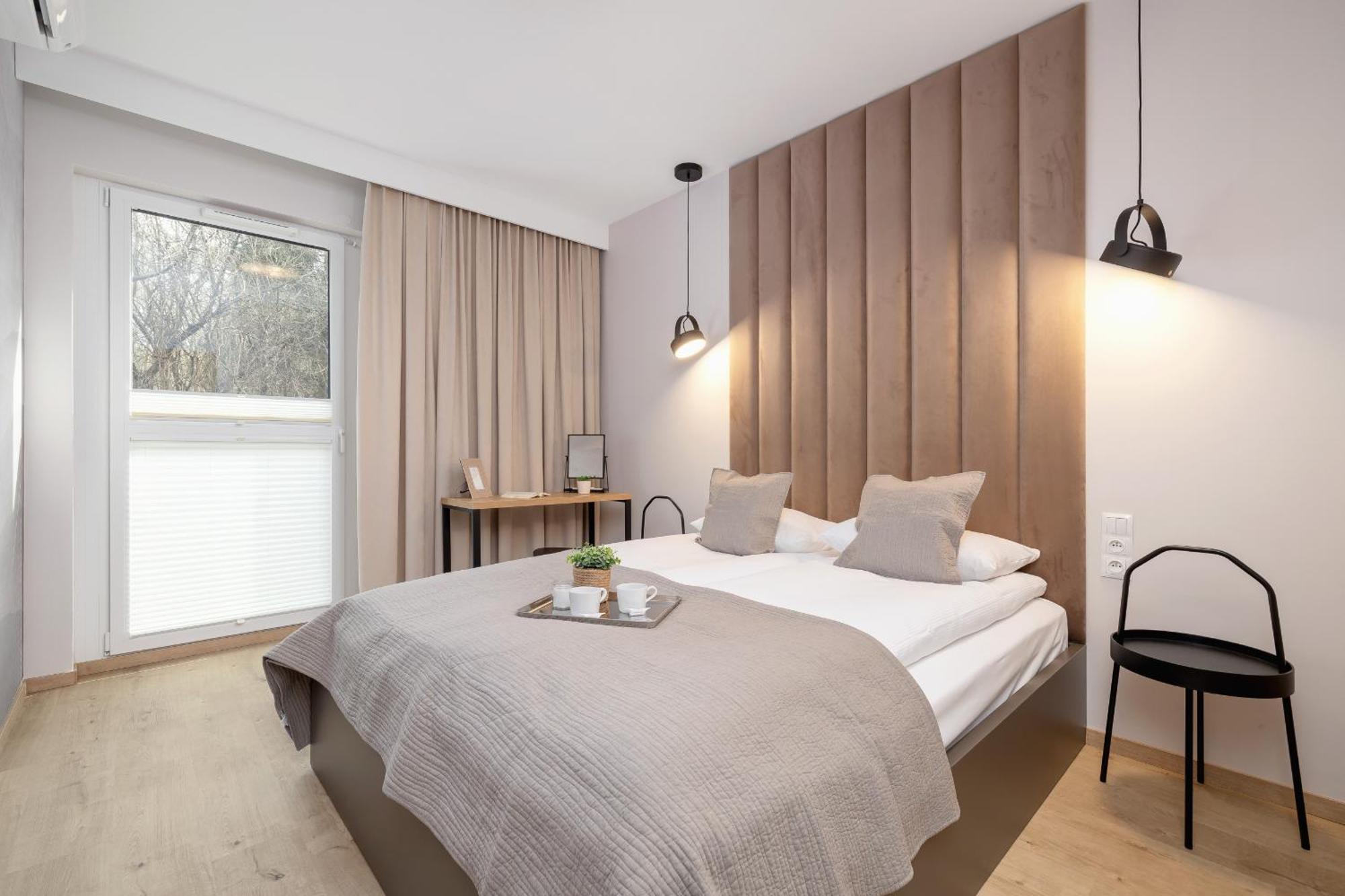 Bright Apartment In Krakow With Garden, Air Conditioning, Parking And Desk By Renters Prestige Zewnętrze zdjęcie