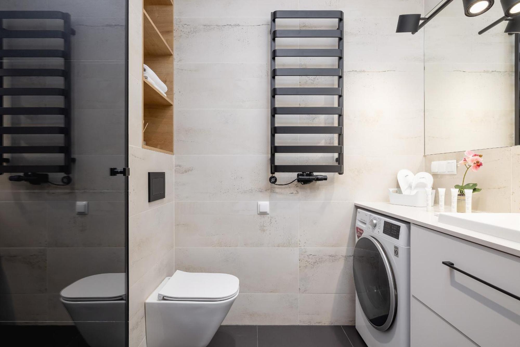 Bright Apartment In Krakow With Garden, Air Conditioning, Parking And Desk By Renters Prestige Zewnętrze zdjęcie