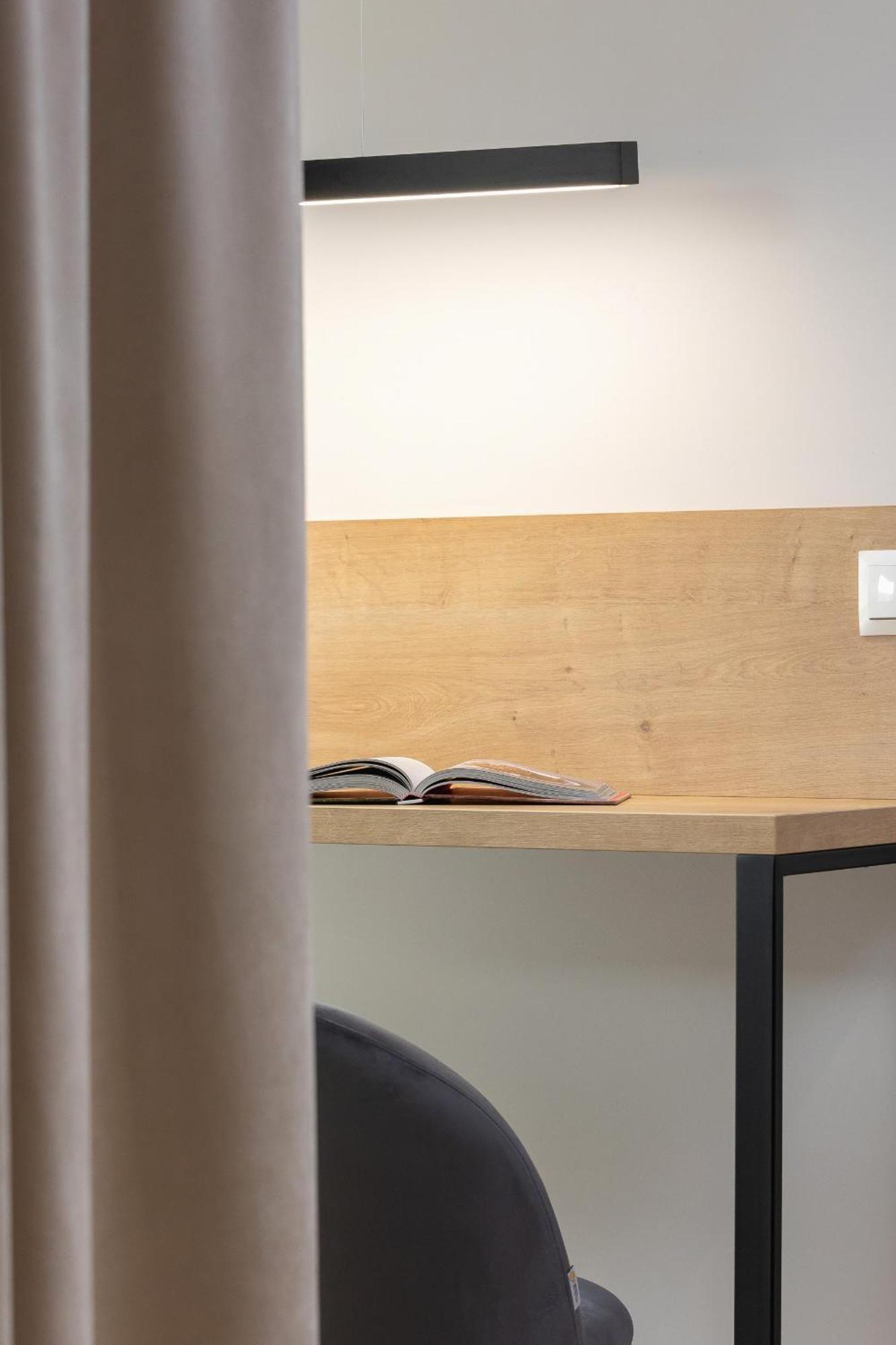 Bright Apartment In Krakow With Garden, Air Conditioning, Parking And Desk By Renters Prestige Zewnętrze zdjęcie